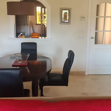 Luxury Two Bedroom In Quiet Neighborhood * Малага